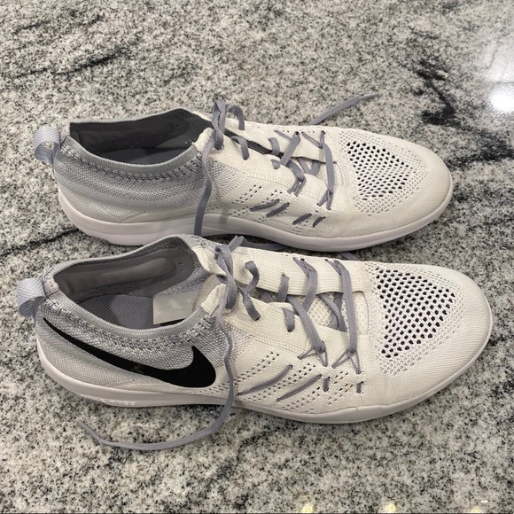 Nike Focus Flyknit shoes - Picture 1 of 10